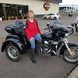 Meet your Posher, Rita